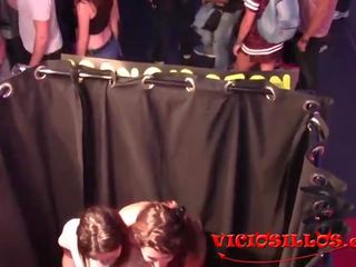 Valentina bianco y julia roca salungat las camisetas de viciosillos.com en el seb 2015