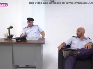 Sugarbabestv&colon; greeks polícia dôstojník x menovitý film