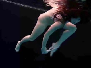 Pod vodo fleksibilnost gymnastic
