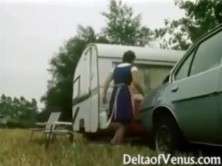 Retrô sexo 1970s - peluda morena - camper coupling